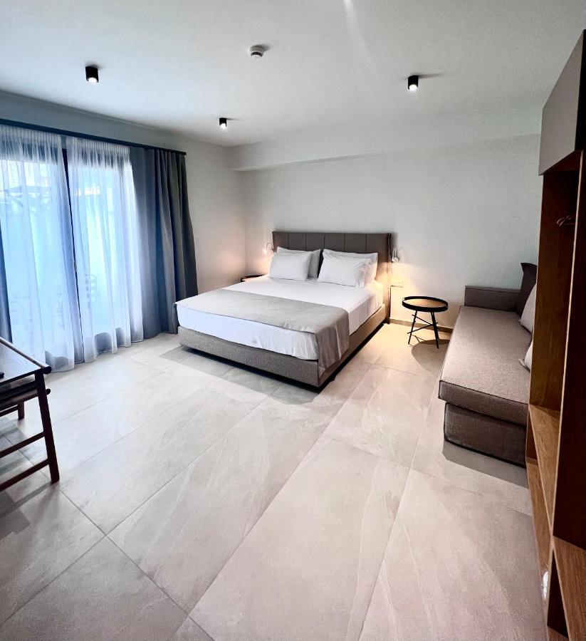 La Mer Luxury Apartments Ierissós Eksteriør bilde