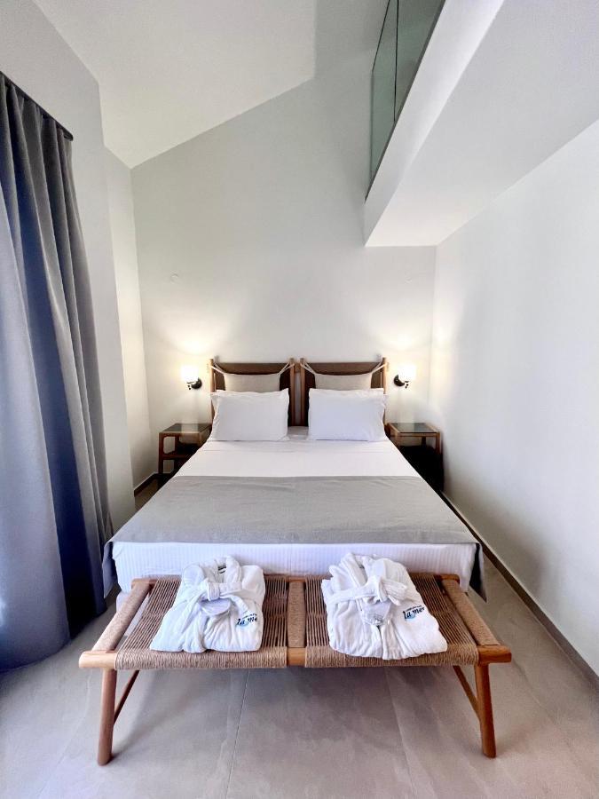 La Mer Luxury Apartments Ierissós Eksteriør bilde