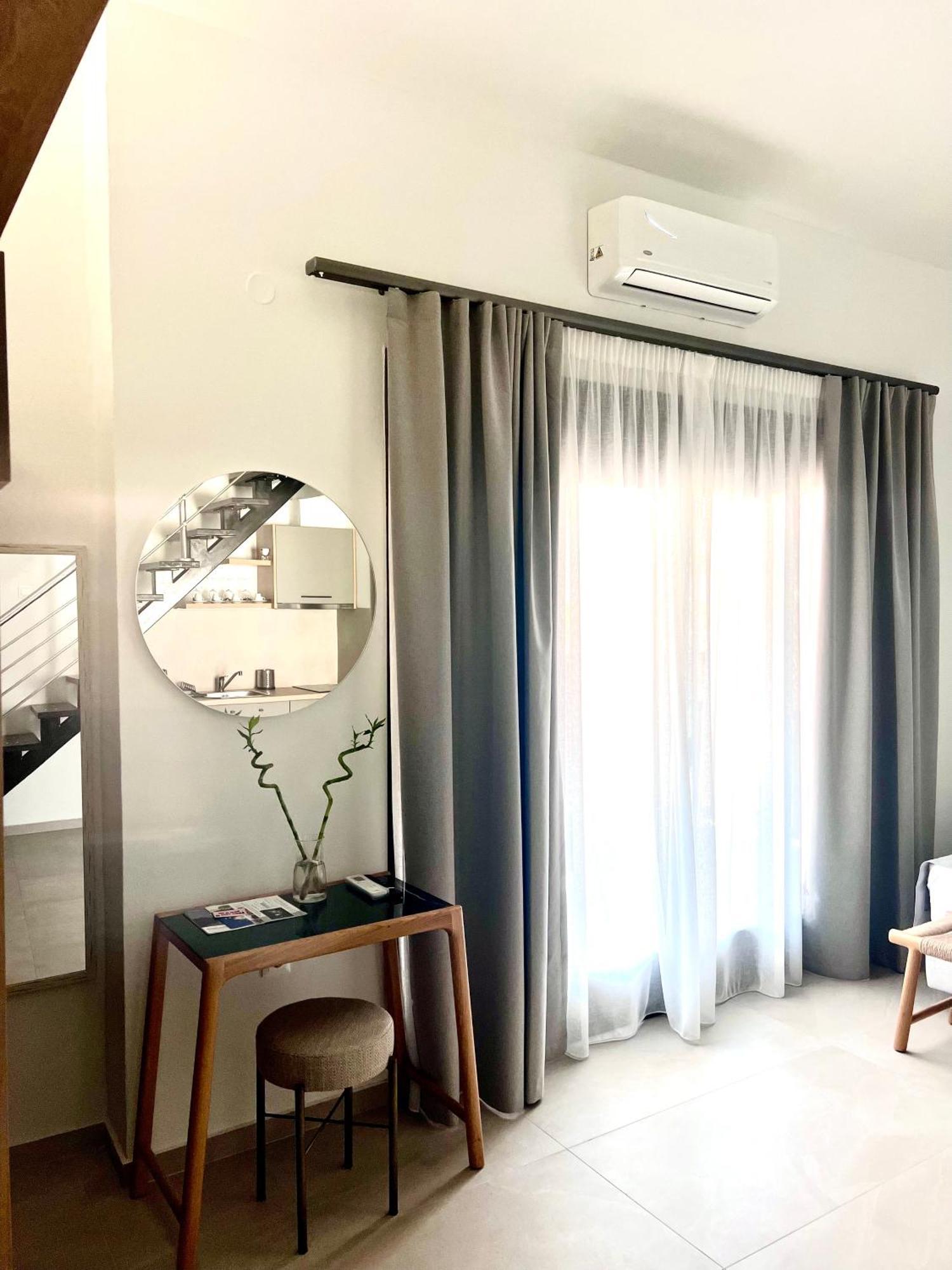La Mer Luxury Apartments Ierissós Eksteriør bilde