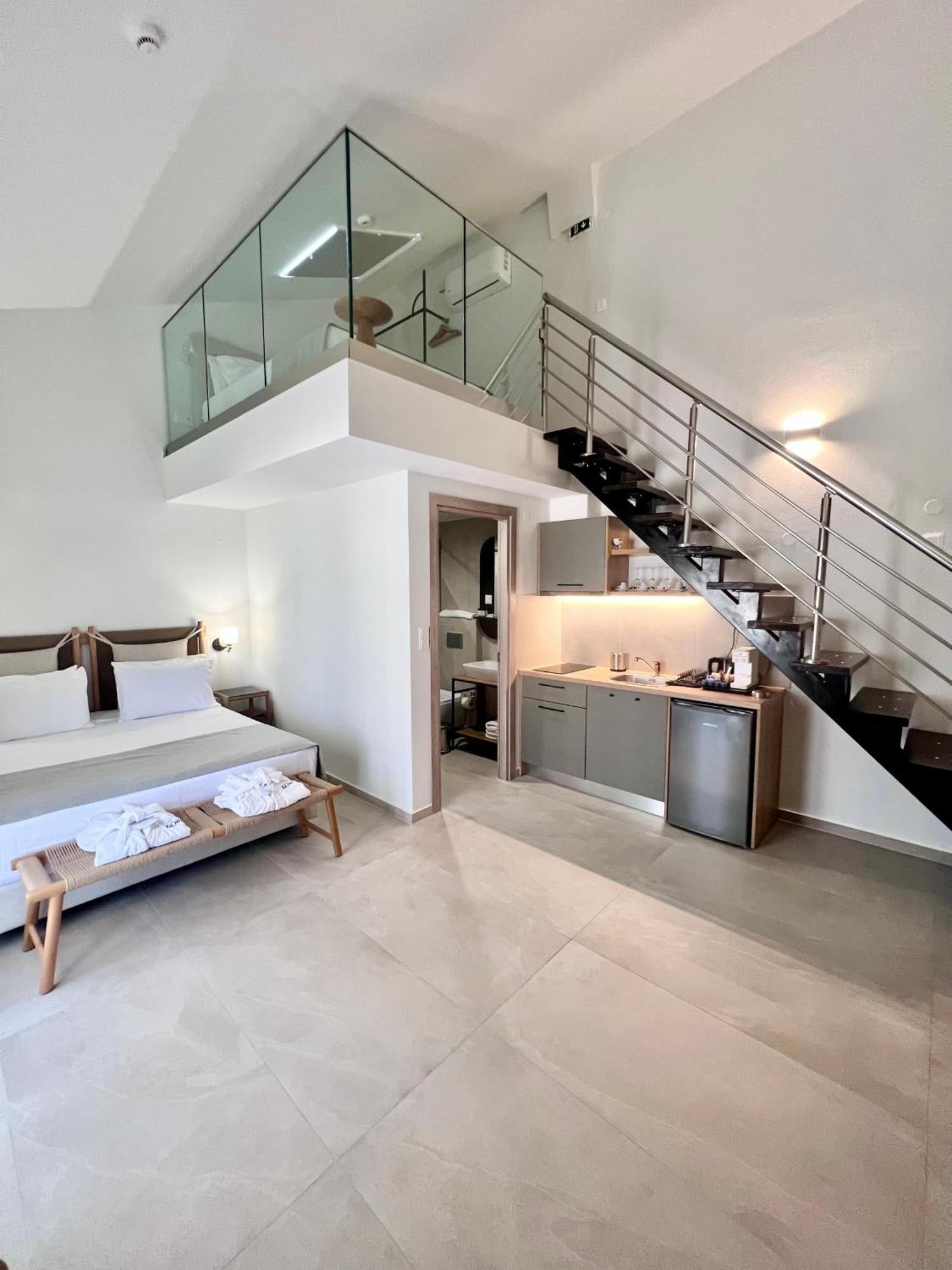 La Mer Luxury Apartments Ierissós Eksteriør bilde