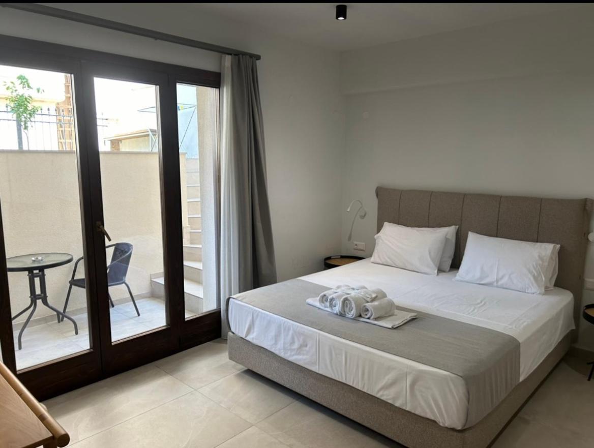 La Mer Luxury Apartments Ierissós Eksteriør bilde
