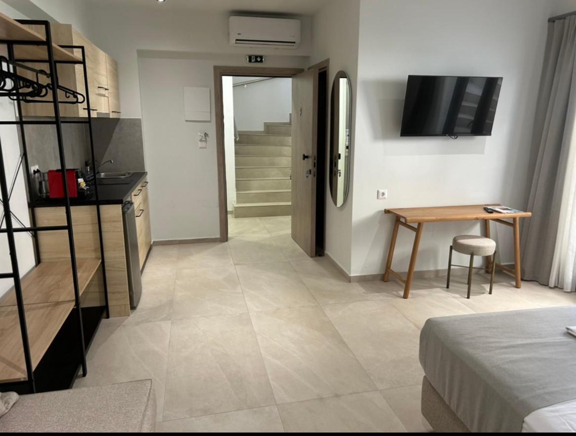 La Mer Luxury Apartments Ierissós Eksteriør bilde